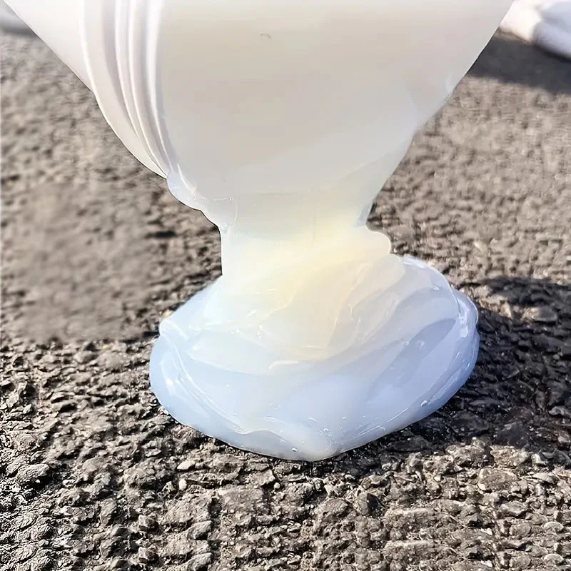 Multipurpose Invisible Anti-Leakage Waterproof Agent with Brush - Image 7
