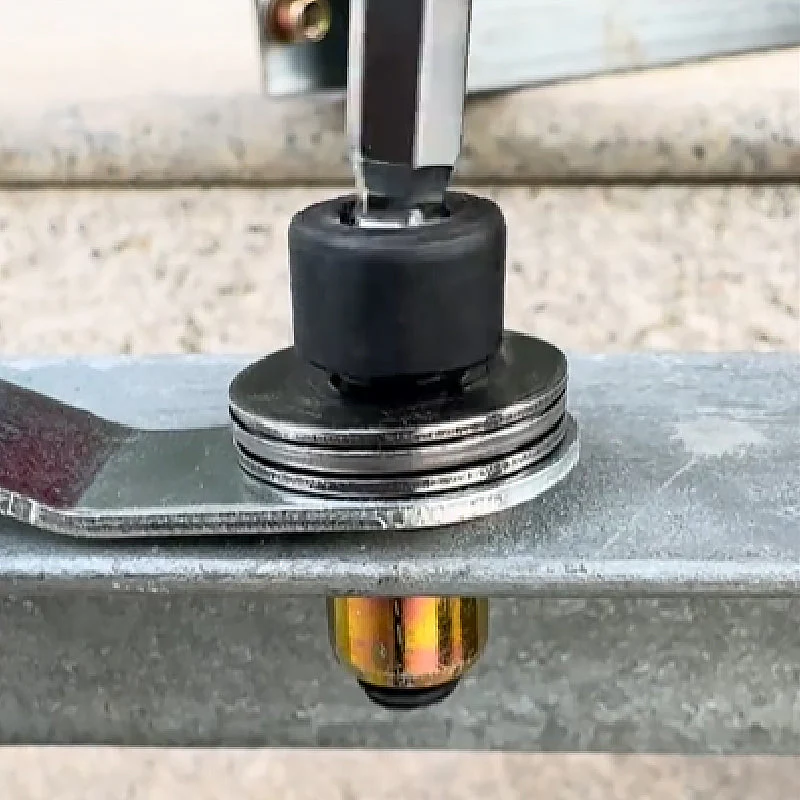 Multi-Functional Portable Manual Rivet Nut Pulling Tool - Image 5