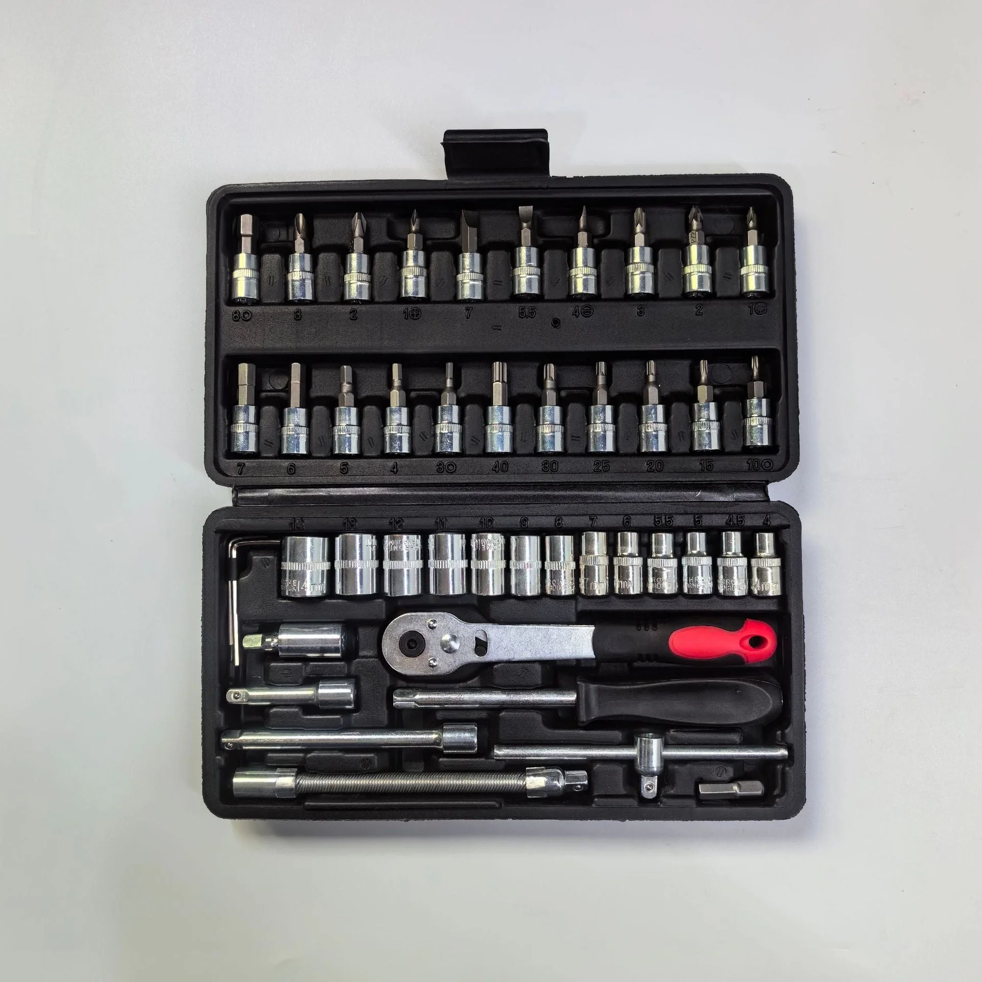46-Piece Socket Wrench And Bit Set - Image 9