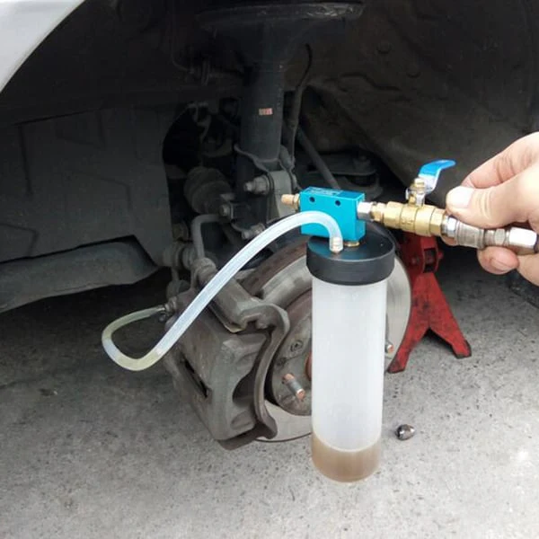 Auto Car Brake Fluid Oil Change Replacement Tool - Image 3