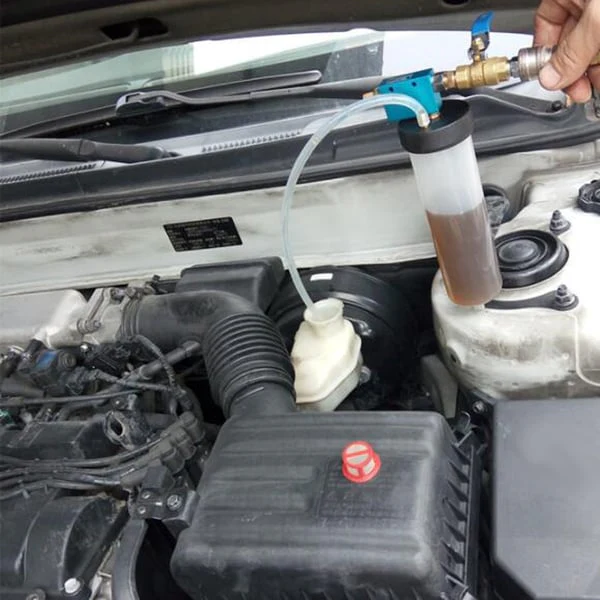 Auto Car Brake Fluid Oil Change Replacement Tool - Image 4